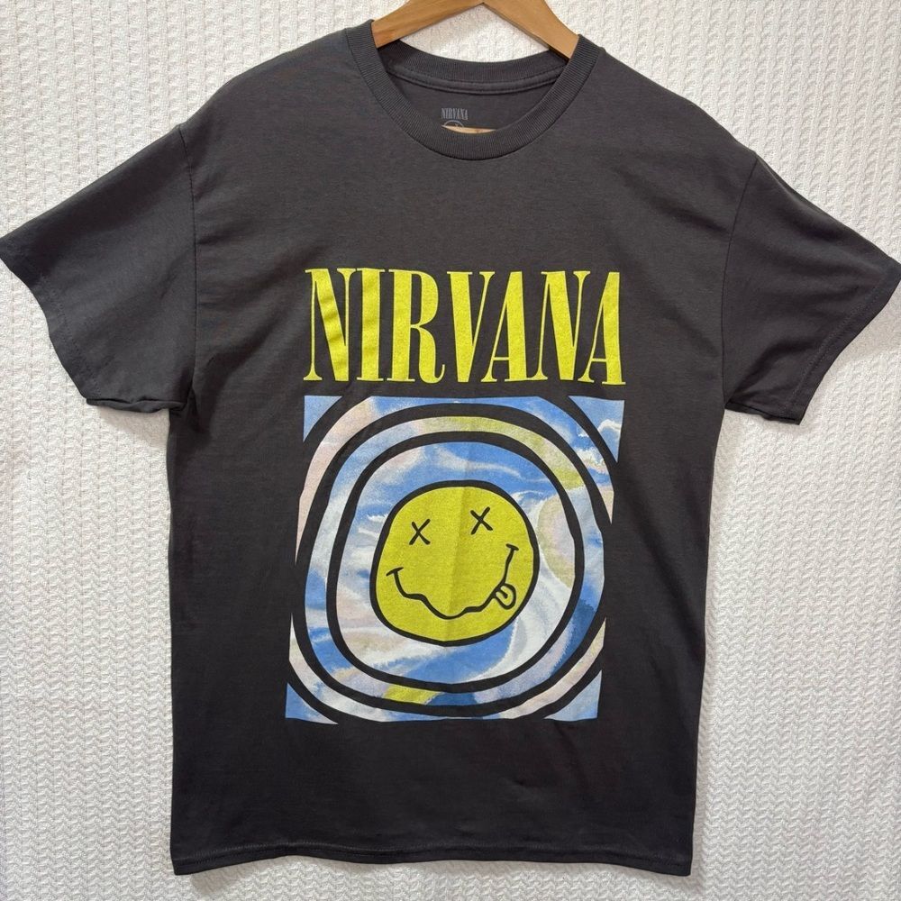 Nirvana T-Shirt Charcoal Gray Smiley Face‎ Graphic Grunge Rock Band Tee 90s S